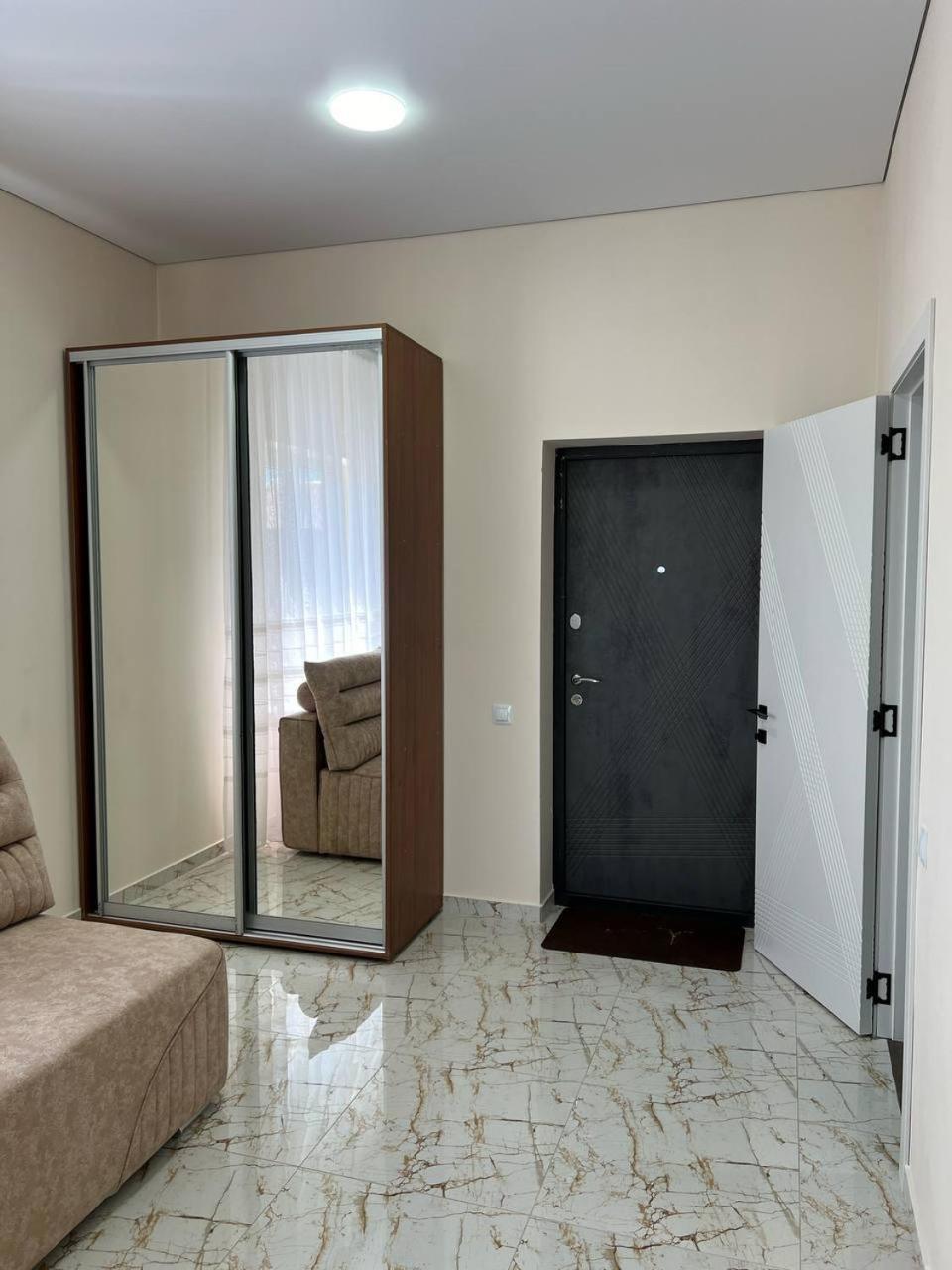 Central Apartments Апартаменты Prilimanskoye