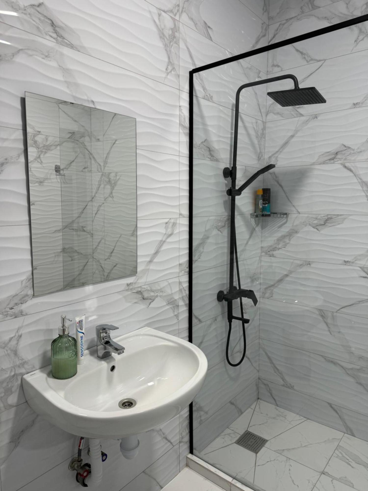 Central Apartments Апартаменты