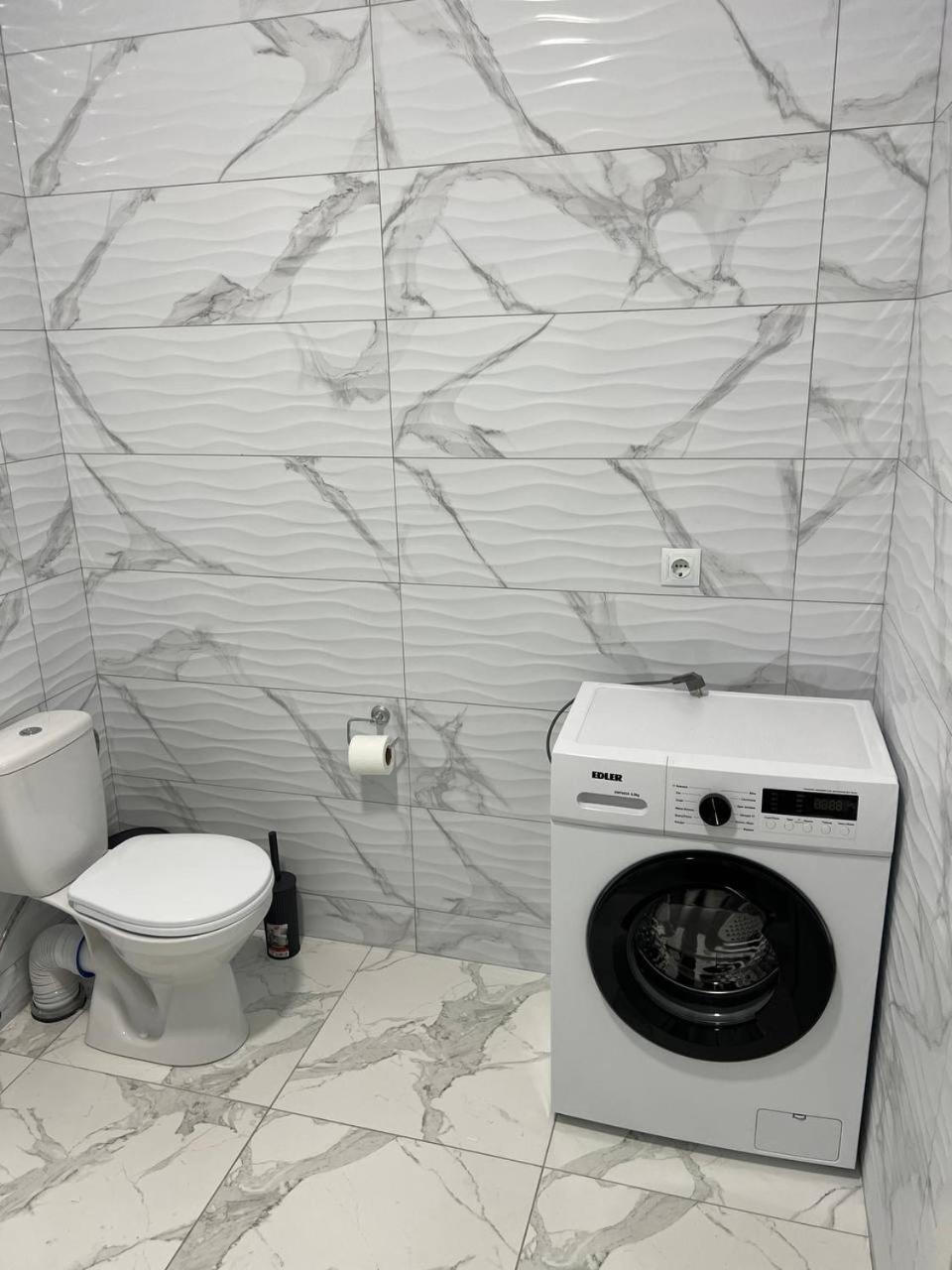 Central Apartments Апартаменты Prilimanskoye